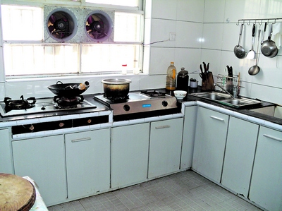 廚房專業(yè)設(shè)計(jì) 從“母親換鍋”新聞看空間布局與生活品質(zhì)提升